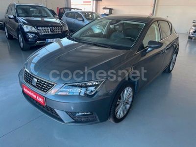 Usado Seat Leon XCELLENCE 150 CV (110 kW) 2018 Gris / plata Berlina