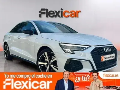 Usado Audi A3 S-Line 116 CV (85 kW) 2021 Blanco Berlina