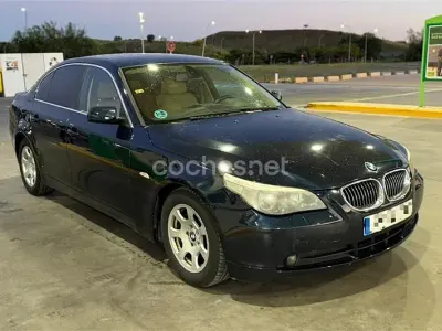 Usado BMW 523 177 CV (130 kW) 2006 Negro Berlina