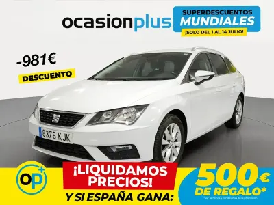 Usado Seat Leon Style 115 CV (84 kW) 2018 Blanco Familiar