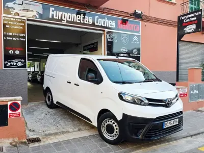 Usado Toyota Proace 95 CV (69 kW) 2019 Blanco Monovolumen