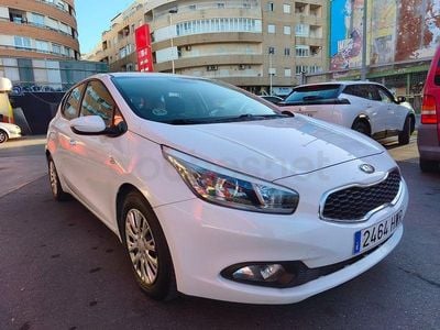 Usado Kia Ceed GT 90 CV (66 kW) 2014 Blanco Berlina