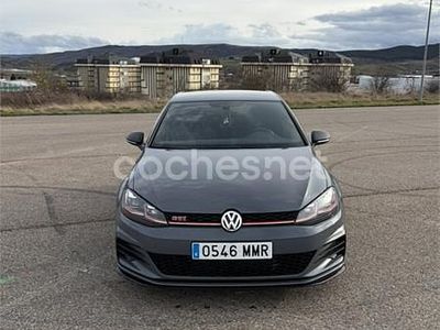 Usado VW Golf VII GTI 290 CV (213 kW) 2019 Gris / plata Berlina