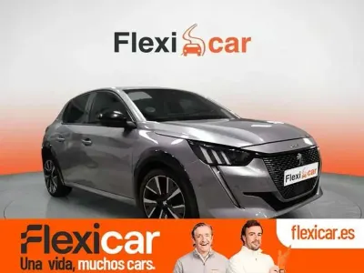 Usado Peugeot 208 GT 101 CV (74 kW) 2021 Gris Utilitario