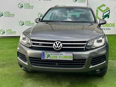 Usado VW Touareg Terrain Tech 245 CV (180 kW) 2012 Gris SUV