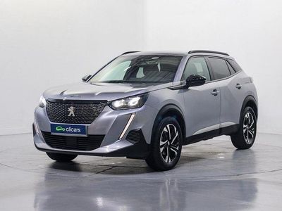 Usado Peugeot 2008 Allure 100 CV (73 kW) 2023 Gris / plata SUV