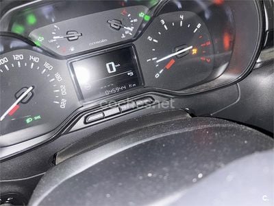 Usado Citroën C3 PureTech 82 CV (60 kW) 2018 Verde Utilitario