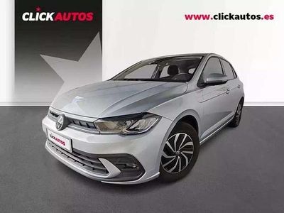 Usado VW Polo 95 CV (69 kW) 2025 Plateado Utilitario