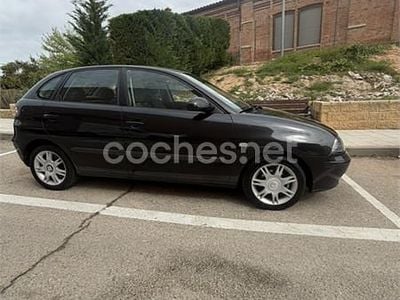 Brugt Seat Ibiza Stella 100 HK (73 kW) 2003 Sort Hatchback