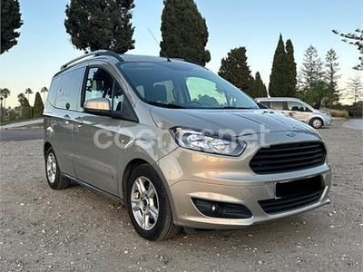 Beige Usado 2017 Ford Tourneo Courier Ambiente Monovolumen | 11.250 € (Precio justo)