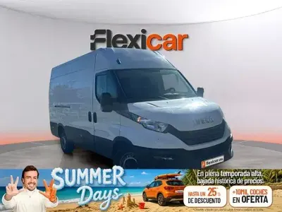 Usado Iveco Daily 156 CV (114 kW) 2023 Blanco Berlina