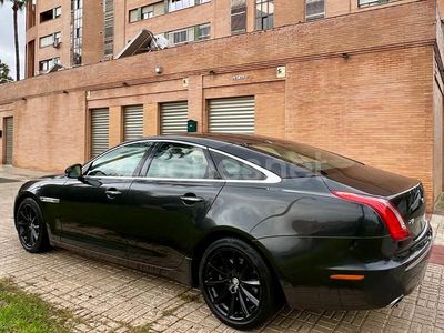 Gris / plata Usado 2011 Jaguar XJ Premium Luxury Berlina | 12.990 €
