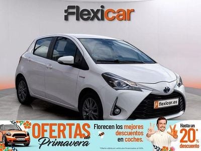 Usado Toyota Yaris Hybrid 100 CV (73 kW) 2020 Blanco