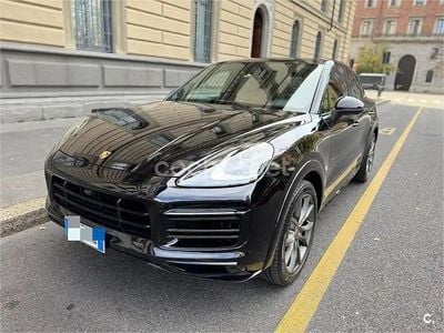 Negro Usado 2021 Porsche Cayenne Turbo GT SUV | 89.900 €