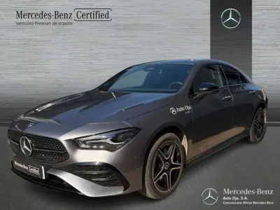 Usado Mercedes CLA250e 218 CV (160 kW) 2025 Gris Coupe