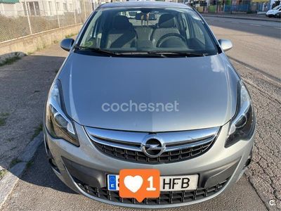 Usado Opel Corsa Cosmo 95 CV (69 kW) 2011 Gris / plata Berlina