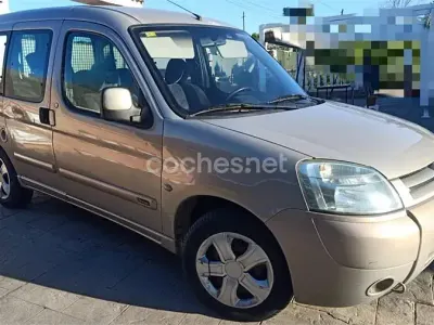 Usado Citroën Berlingo XTR 90 CV (66 kW) 2009 Beige Monovolumen