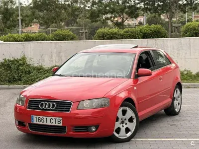 Usado Audi A3 Attraction 140 CV (102 kW) 2004 Rojo Utilitario