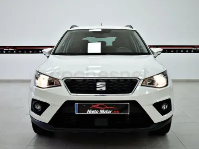 Usado Seat Arona Style 95 CV (69 kW) 2019 Blanco SUV