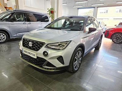 Usado Seat Arona FR 115 CV (84 kW) 2024 Gris SUV
