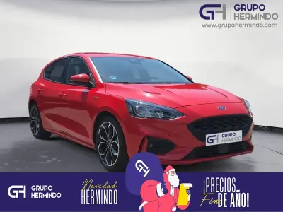 Usado Ford Focus ST-Line 125 CV (91 kW) 2022 Rojo Berlina
