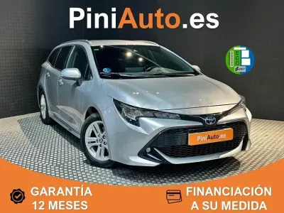 Usado Toyota Corolla Active 122 CV (89 kW) 2022 Gris / plata Familiar