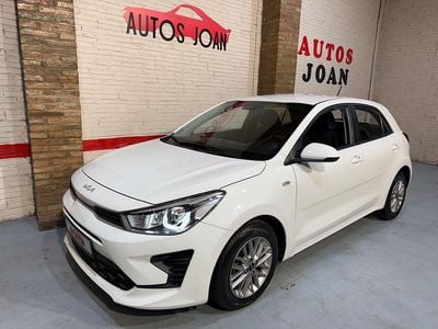 Usado Kia Rio 84 CV (61 kW) 2022 Blanco Berlina