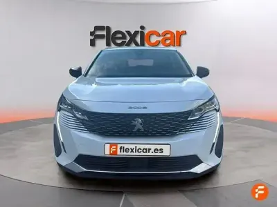Usado Peugeot 3008 Active 130 CV (95 kW) 2022 Verde SUV
