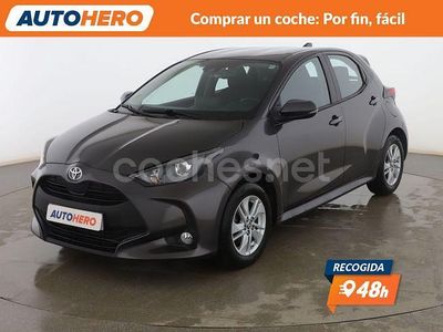 Usado Toyota Yaris Edition 125 CV (91 kW) 2022 Gris Berlina