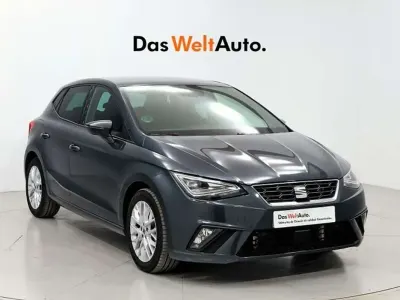 Usado Seat Ibiza FR 116 CV (85 kW) 2025 Gris Utilitario