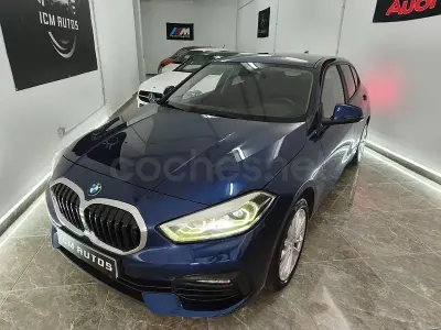 Usado BMW 118 140 CV (102 kW) 2020 Azul Utilitario