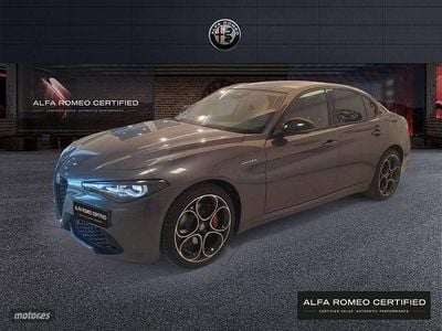 Gris Nuevo 2025 Alfa Romeo Giulia Veloce Berlina | 48.000 € (Caro)