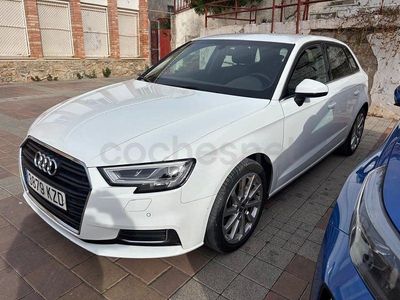 Usado Audi A3 S-Line 116 CV (85 kW) 2019 Blanco Berlina