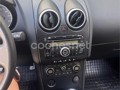 Usado Nissan Qashqai Premium Edition 150 CV (110 kW) 2009 Granate SUV