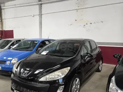 Occasion Peugeot 308 Premium 150 PK (110 kW) 2009 Zwart Sedan