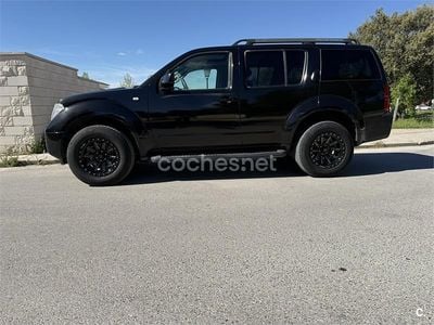 Usado Nissan Pathfinder 174 HP (127 kW) 2006 Preto SUV