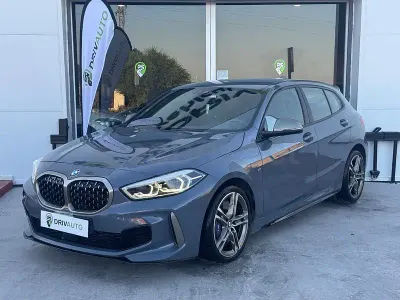 Usado BMW M135 Comfort Edition 306 CV (225 kW) 2023 Gris / plata Utilitario