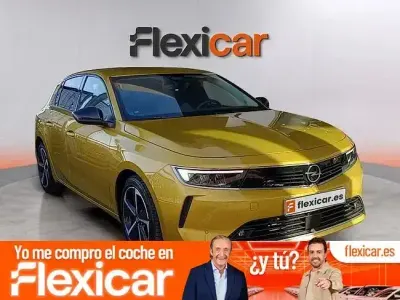 Usado Opel Astra 181 CV (133 kW) 2022 Amarillo Utilitario