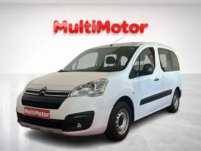 Usado Citroën Berlingo Live 75 CV (55 kW) 2018 Blanco Monovolumen