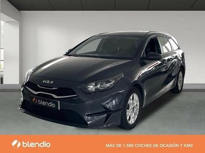 Usado Kia Ceed 120 CV (88 kW) 2023 Gris Utilitario
