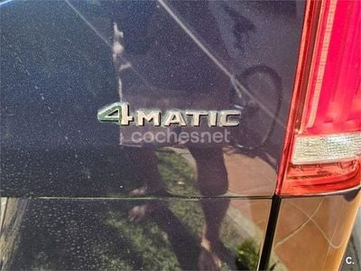 Azul Usado 2016 Mercedes V250 Avantgarde Monovolumen | 44.999 € (Caro)