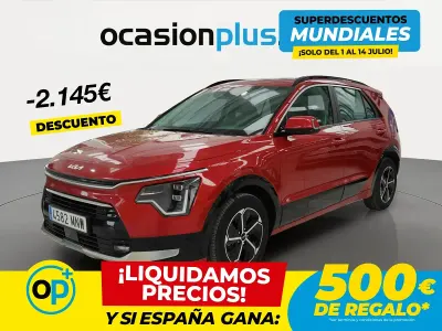 Usado Kia Niro 141 CV (103 kW) 2024 Rojo SUV
