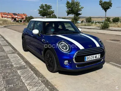 Usado Mini Cooper D 116 CV (85 kW) 2018 Azul Utilitario