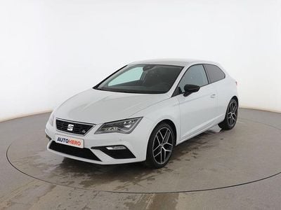 Usado Seat Leon FR 125 CV (91 kW) 2017 Blanco Coupe