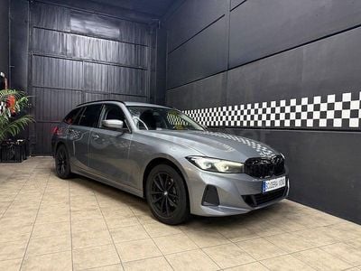Usado BMW 318 Shadowline 150 CV (110 kW) 2023 Gris / plata Familiar
