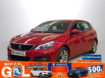 Usado Peugeot 308 Active 131 CV (96 kW) 2018 Rojo Utilitario