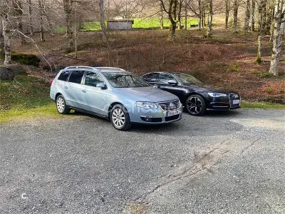 Usado VW Passat Sportline 140 CV (102 kW) 2006 Gris / plata Familiar