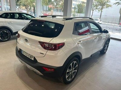 Usado Kia Stonic 110 CV (80 kW) 2018 Blanco SUV