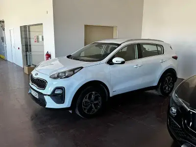 Usado Kia Sportage 136 CV (100 kW) 2021 Blanco SUV