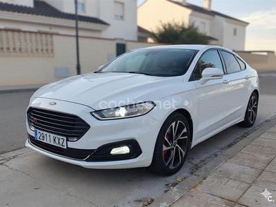 Usado Ford Mondeo Trend 120 CV (88 kW) 2019 Blanco Berlina